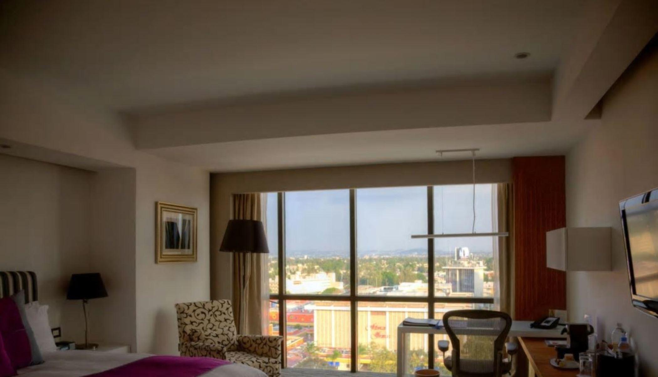 Hotel Presidente Intercontinental Guadalajara By Ihg à Zapopan Extérieur photo