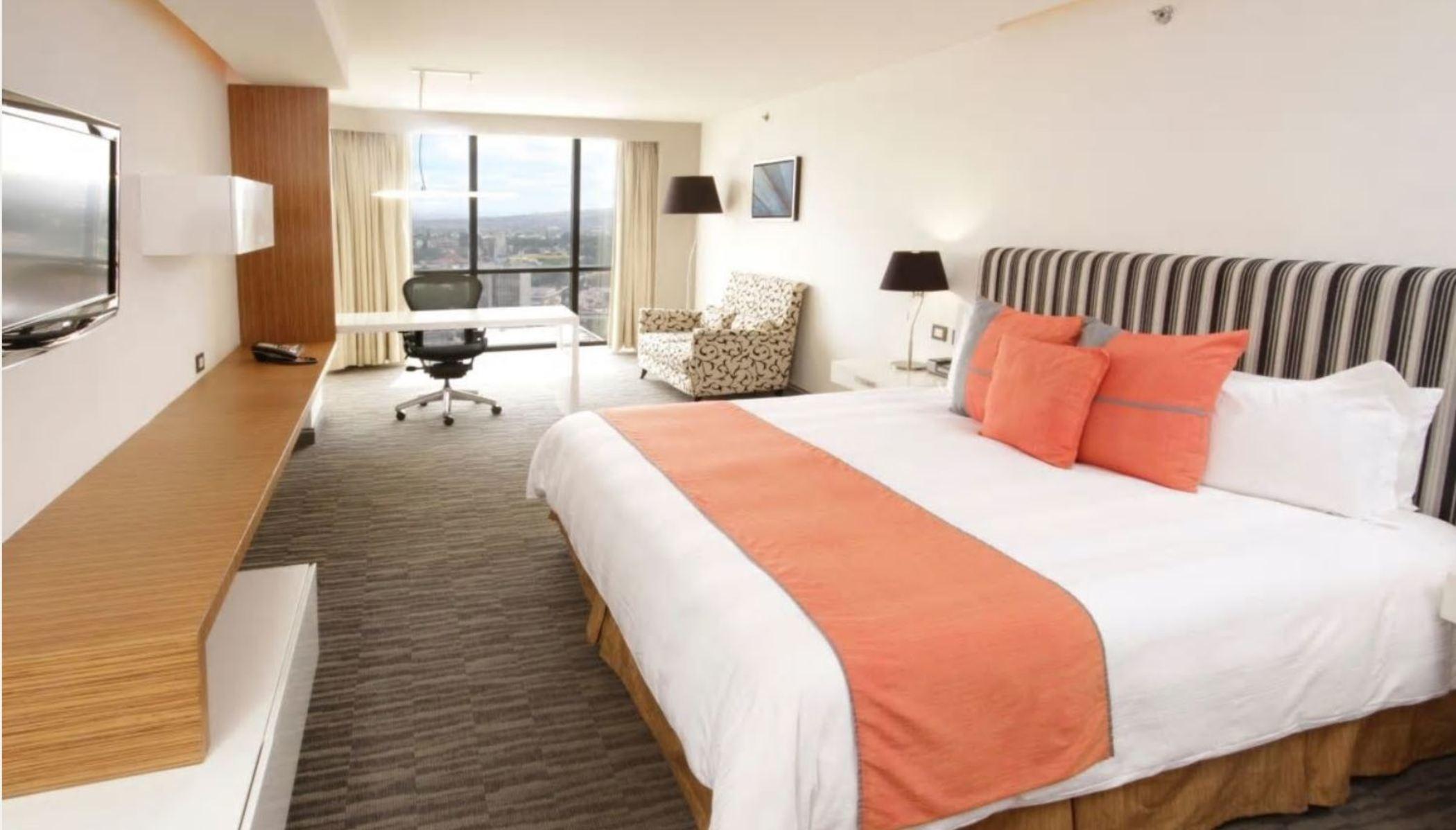 Hotel Presidente Intercontinental Guadalajara By Ihg à Zapopan Extérieur photo