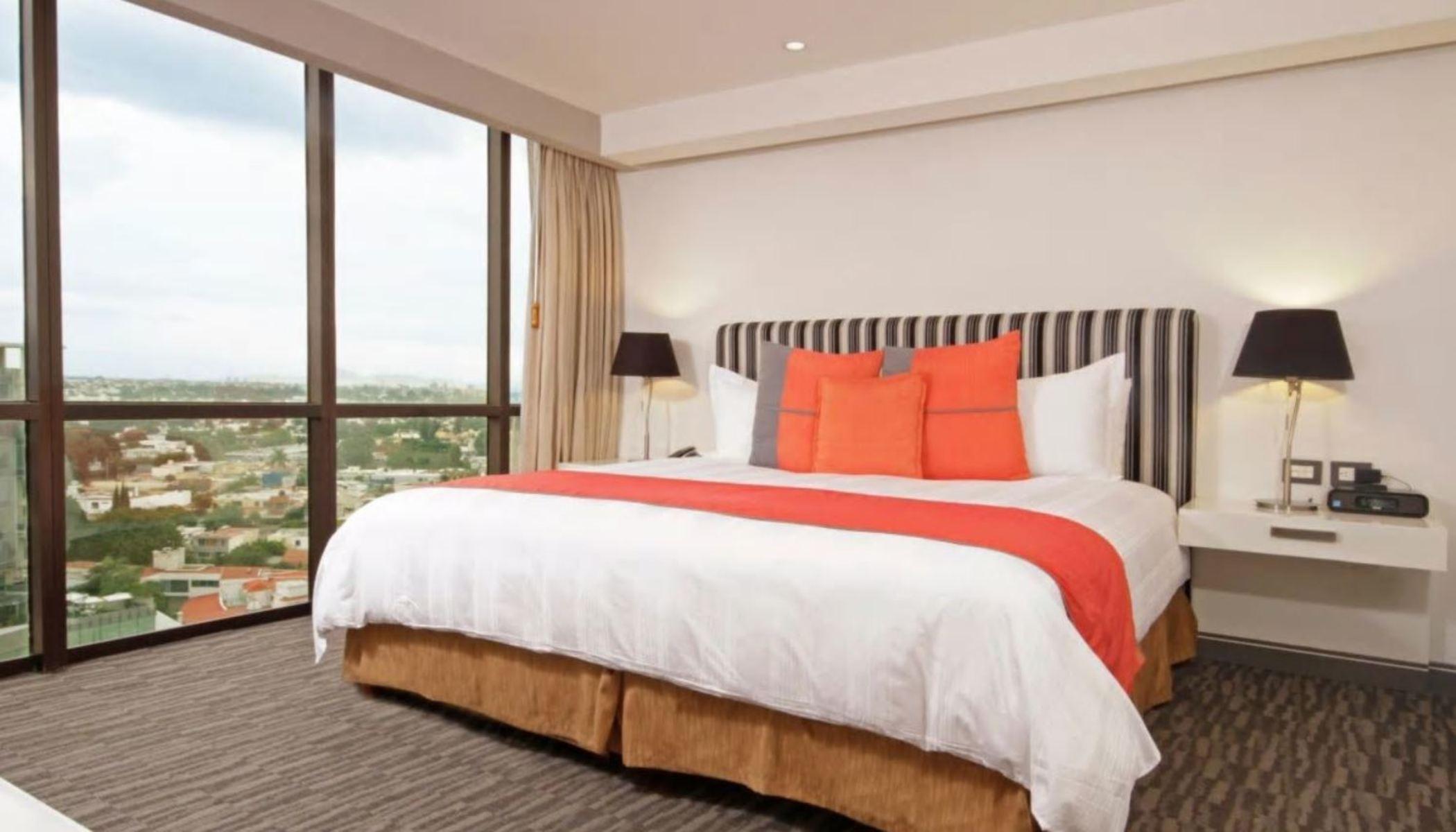 Hotel Presidente Intercontinental Guadalajara By Ihg à Zapopan Extérieur photo