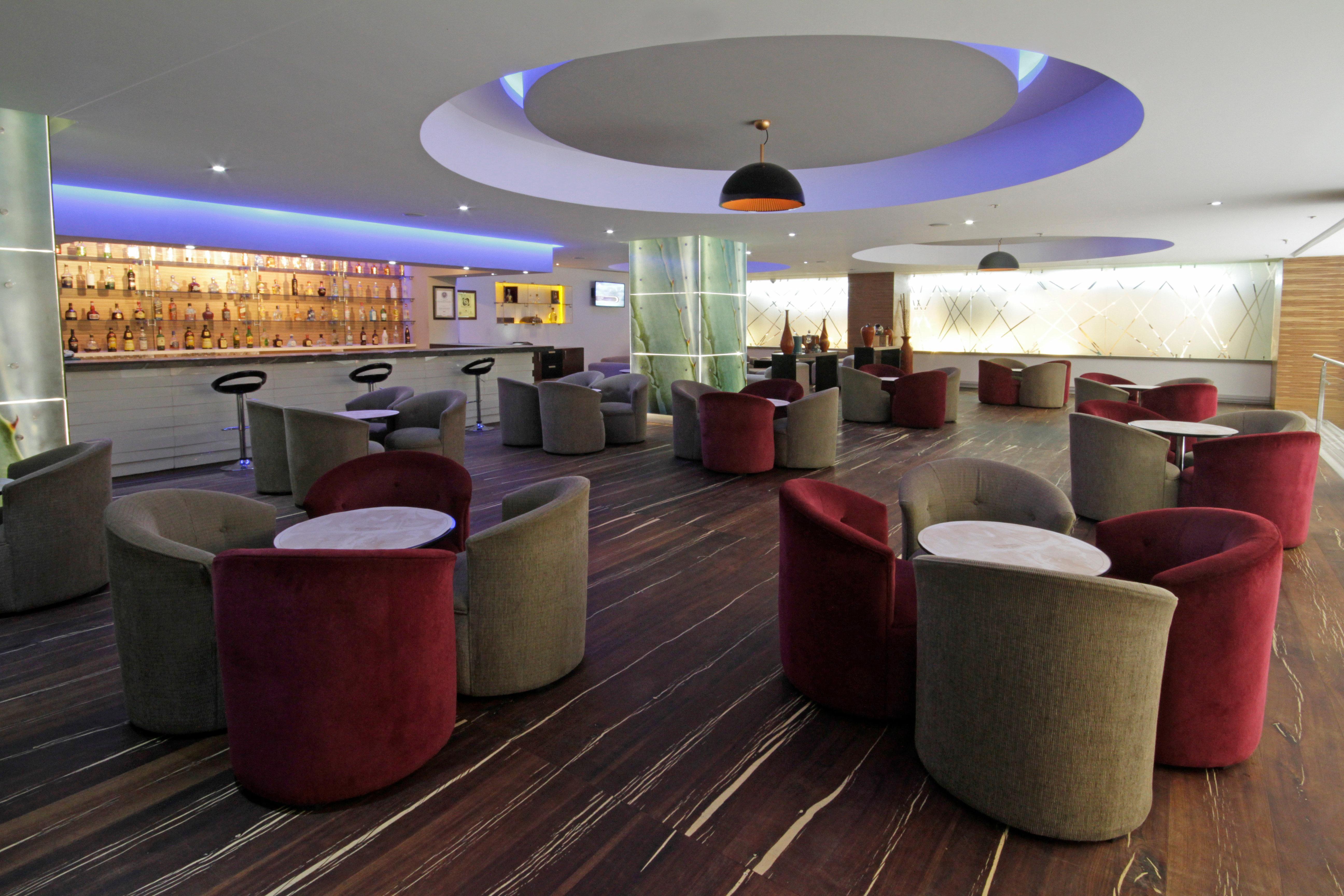 Hotel Presidente Intercontinental Guadalajara By Ihg à Zapopan Extérieur photo