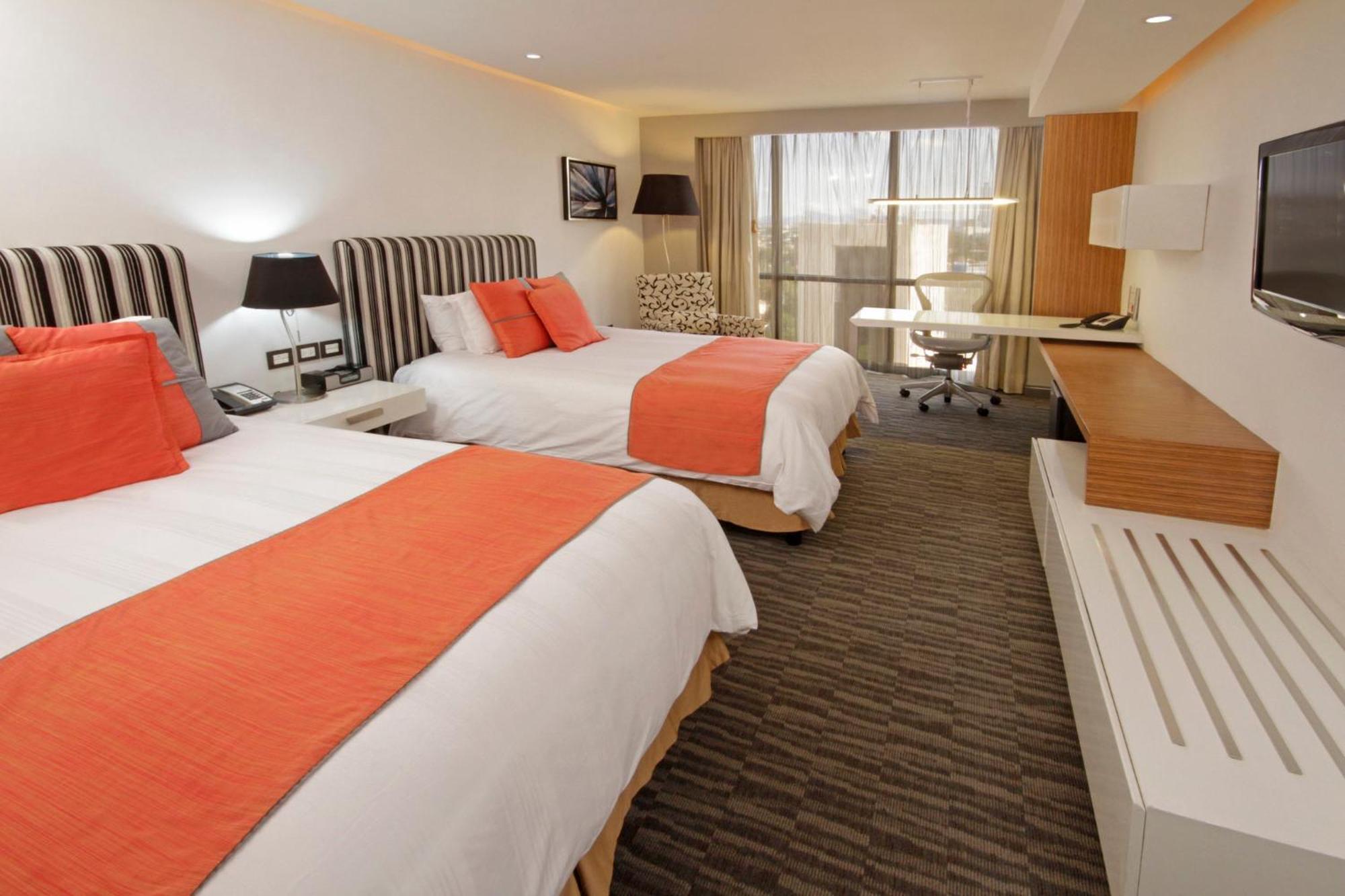 Hotel Presidente Intercontinental Guadalajara By Ihg à Zapopan Extérieur photo