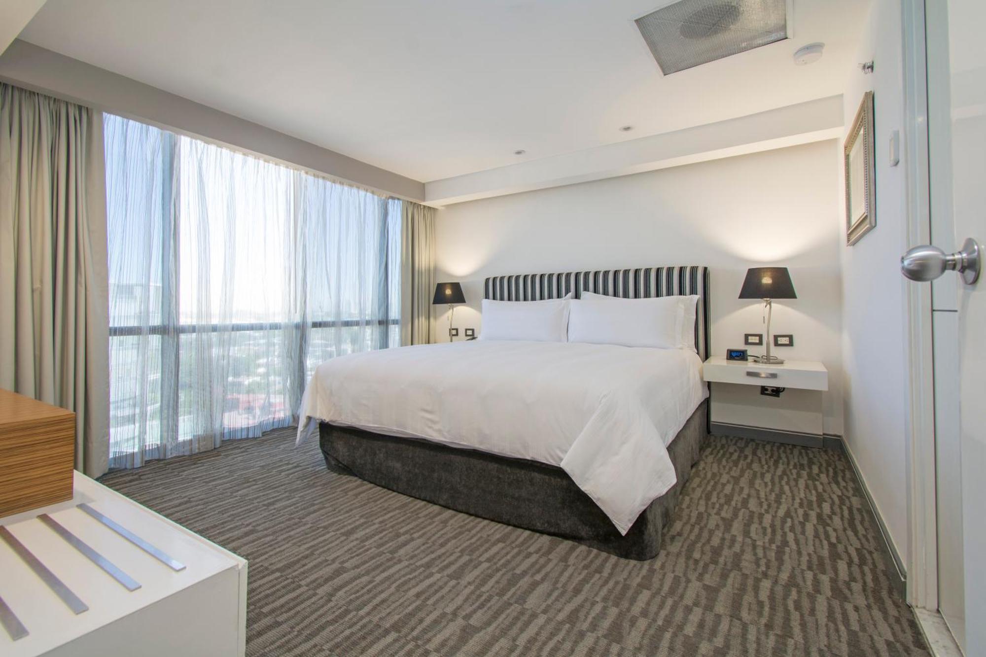 Hotel Presidente Intercontinental Guadalajara By Ihg à Zapopan Extérieur photo