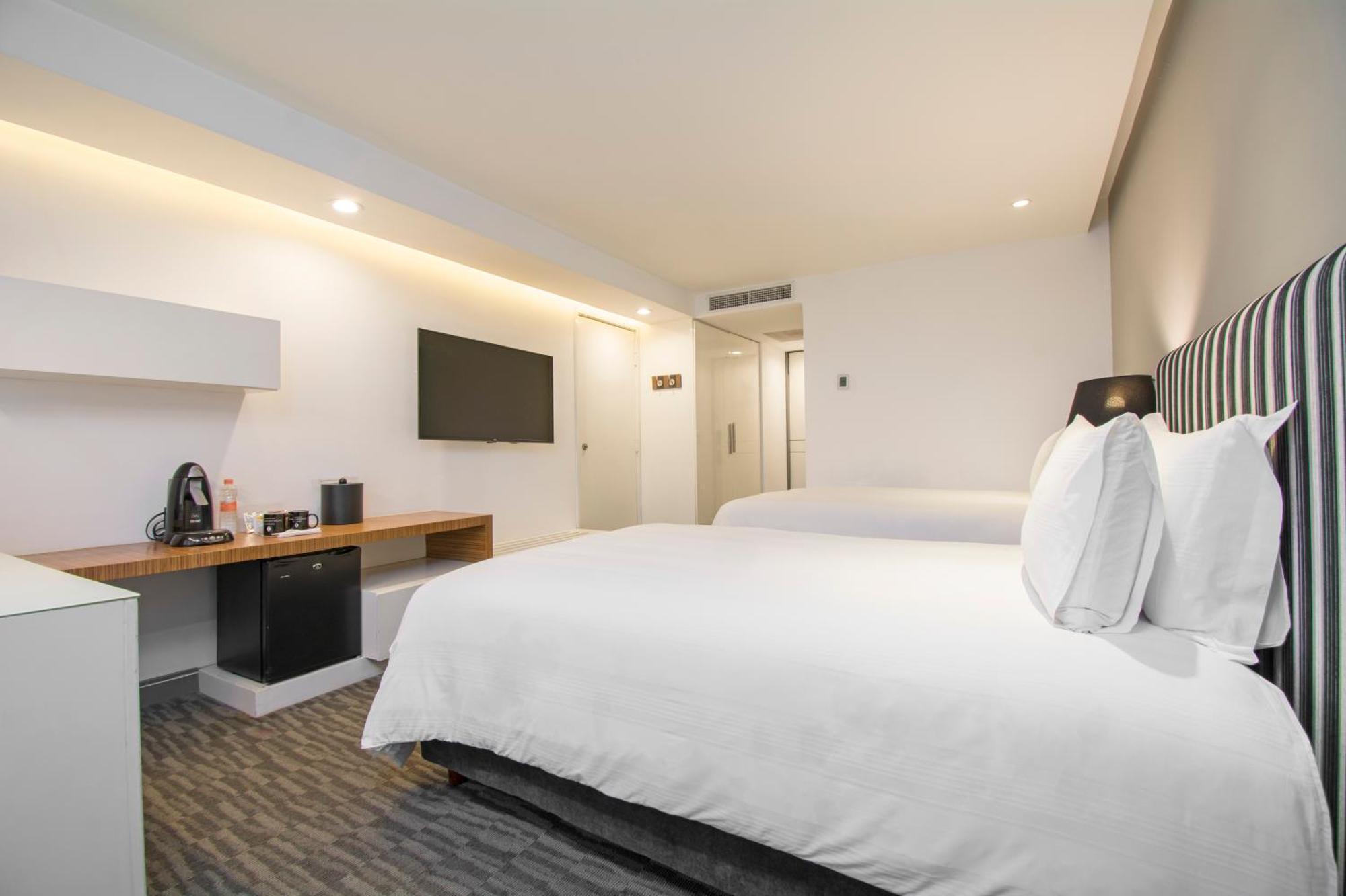 Hotel Presidente Intercontinental Guadalajara By Ihg à Zapopan Extérieur photo